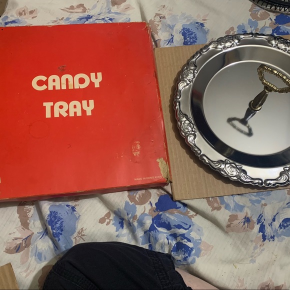 This candy tray was never used it is 49 years old - Picture 4 of 6
